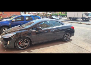 voiture excellent état tout options  