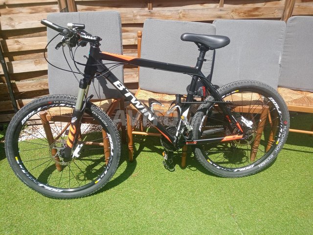 Vtt Rockrider Rafal 740 XL en tres bon etat Velos a Ksar es Seghir Avito.ma