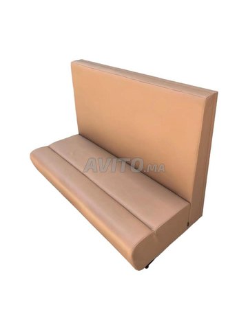 بنوك جلدية Pedrali Modus للمطاعم لشخصين لون بني