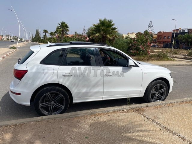 Voiture Audi Q5 2014 à El Jadida  Diesel  - 8 chevaux