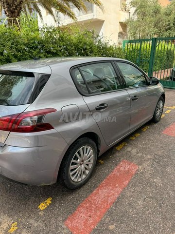 Peugeot 308 occasion Diesel Modèle 2018