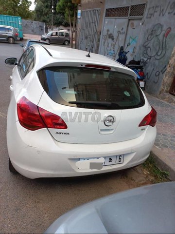 Opel Astra occasion Diesel Modèle 2015