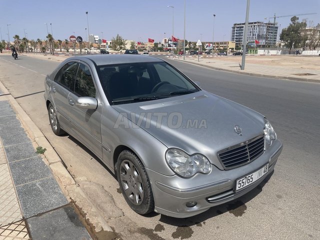 Mercedes-Benz Classe C occasion Diesel Modèle 2005