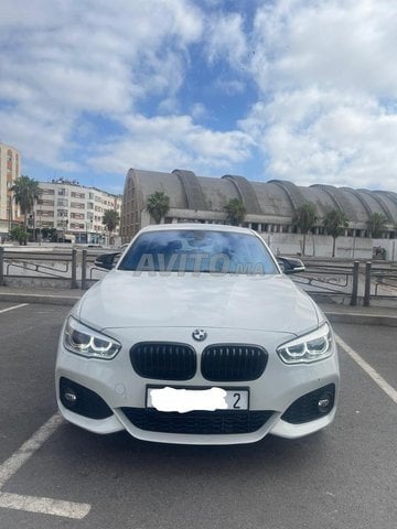 Voiture BMW Serie 1 2018 à Casablanca  Diesel  - 8 chevaux