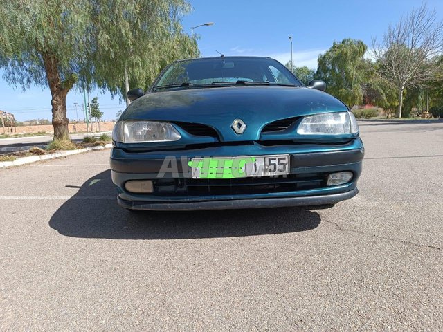 Renault Megane occasion Diesel Modèle 1997