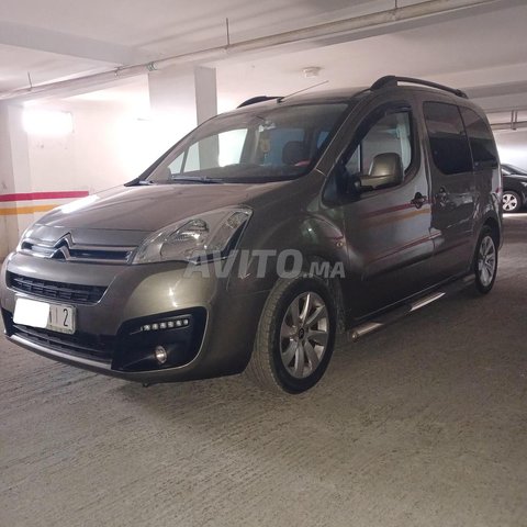 Citroen Berlingo occasion Diesel Modèle 2017