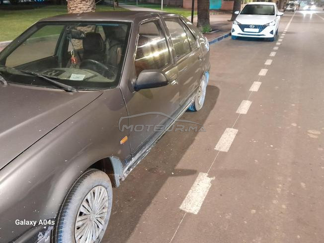 voiture r19 à vendre 