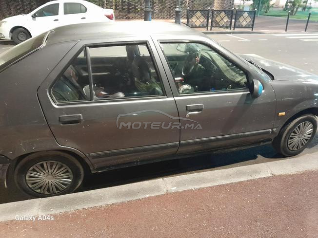 voiture r19 à vendre 
