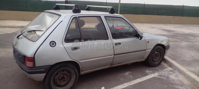 Peugeot 205 occasion Diesel Modèle 1994