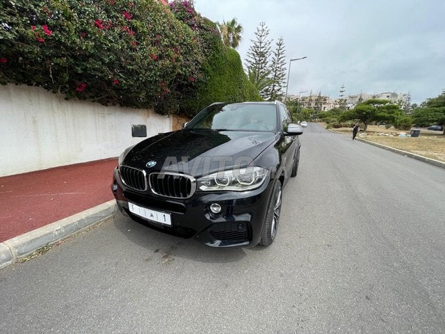Voiture BMW X5 2014 à Rabat  Diesel  - 12 chevaux