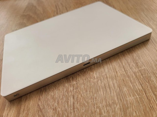 Apple Magic Trackpad 2 modèle A1535 - Blanc