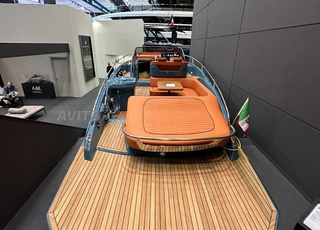 The Cranchi E30 Endurance