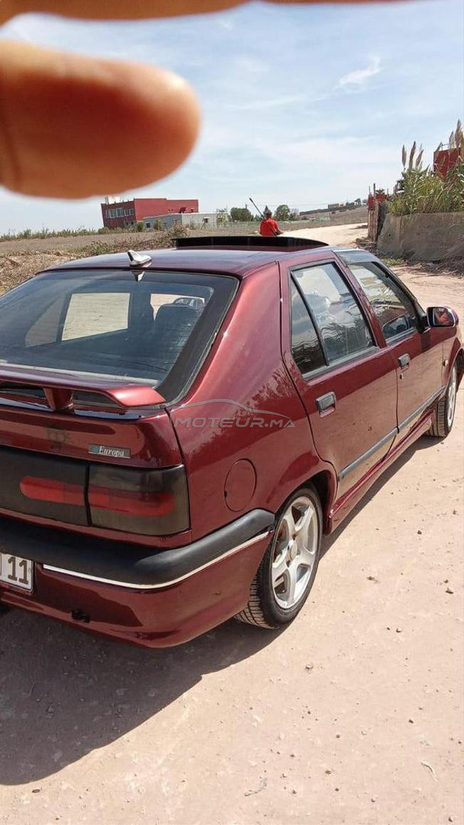 Renault 19