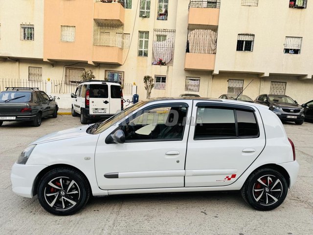 Renault Clio occasion Diesel Modèle 2013