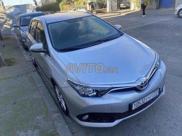 Toyota Auris occasion Diesel Modèle 2017