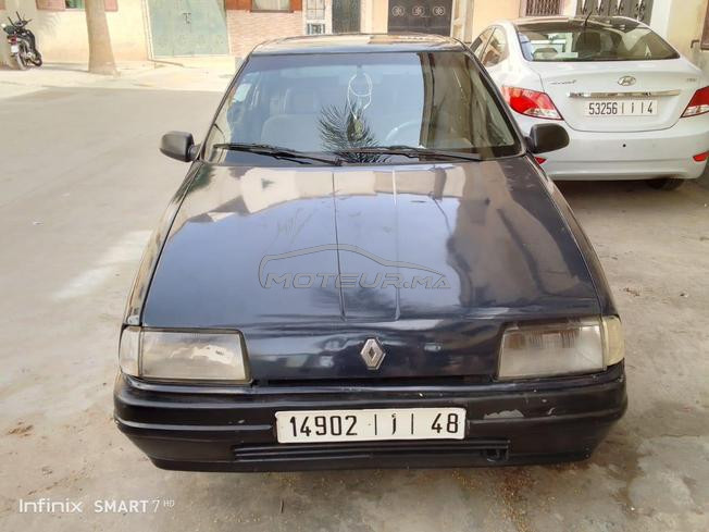 Renault 19