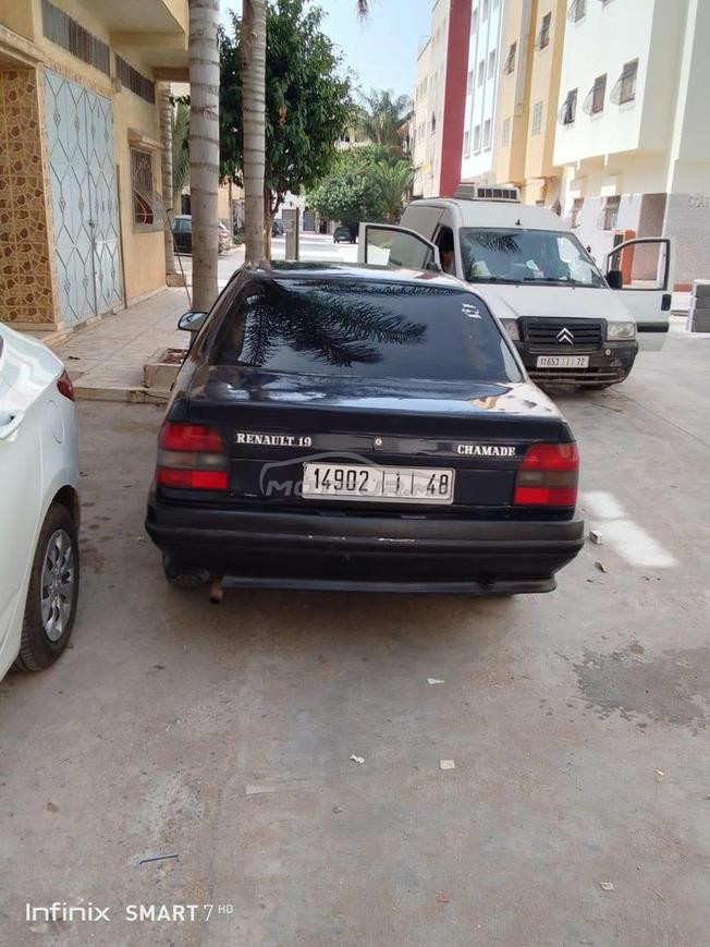 Renault 19