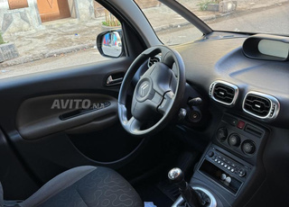Citroen C3 Picasso Diesel Manuelle 2012 à Oujda