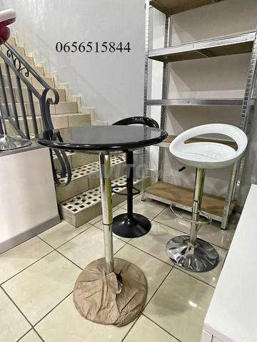 tabouret et table pvc en promo 