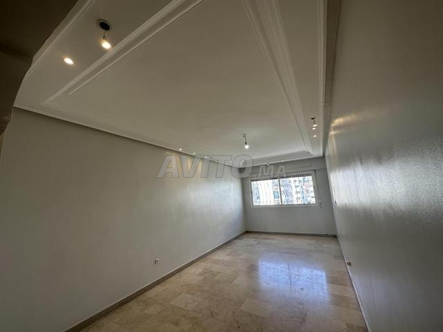 Appartement à louer 85 m² à Casablanca - 2