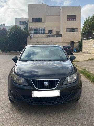 Seat Ibiza occasion Essence Modèle 2010