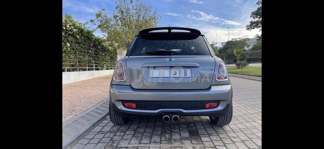 2010 mini hatch