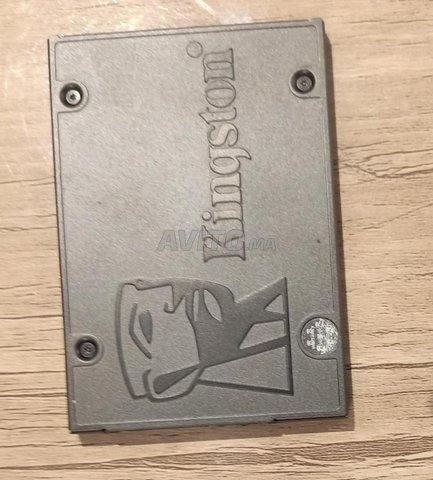 disque dur Kingstone 240 GB SSD