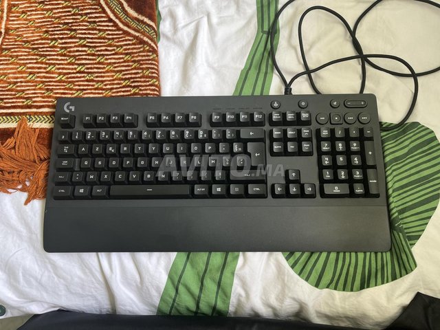 Clavier à vendre très bonne état 