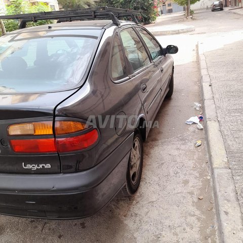 Renault Laguna occasion Diesel Modèle 1996