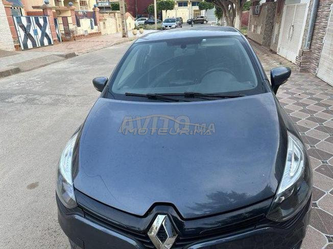 Clio 4 a vendre disponible 