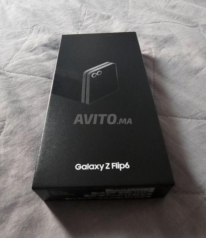 Samsung Galaxy Z Flip 6