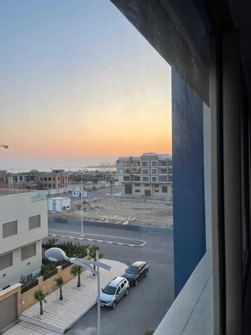 Appart Moderne avec Vue Panoramique à 100m de mer - image 5