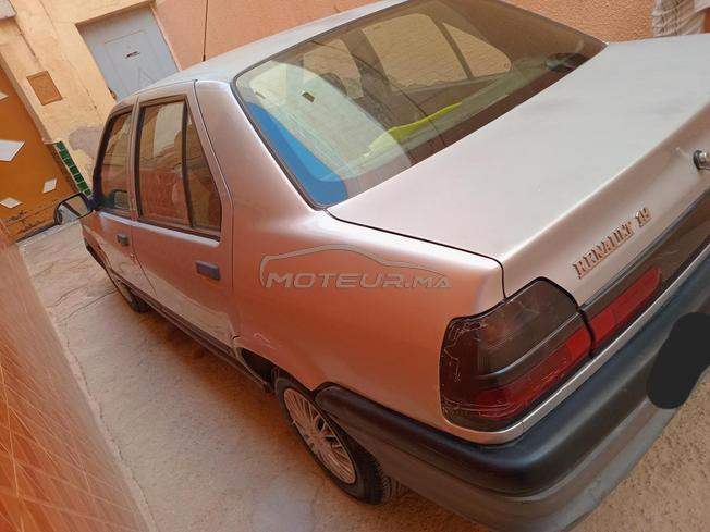 Renault 19 Essence Manuelle 2002 à Oujda