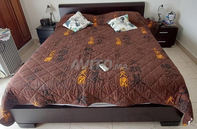 LIT DOUBLE 2 TABLES CHEVETS  (EXCLUS MATELAS)