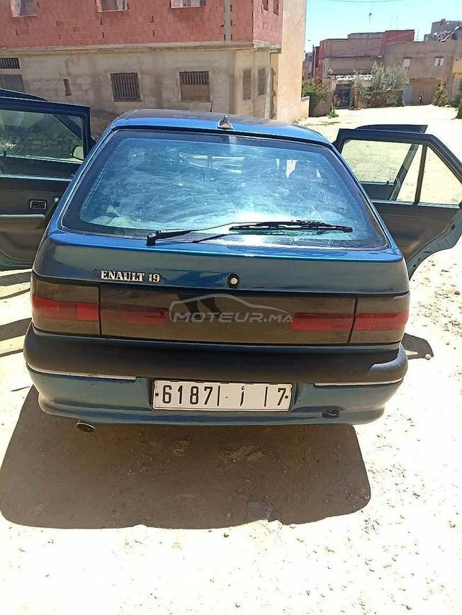 R 19  Module 94 Dewana 2000 oud zem 