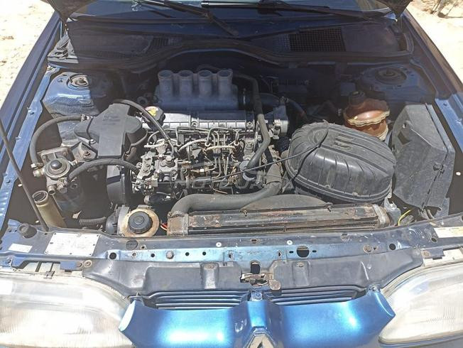 R 19  Module 94 Dewana 2000 oud zem 