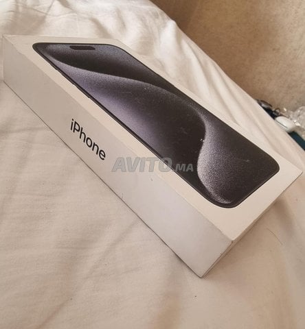 Iphone 15 pro max 256gb titanium Blue NEUF 