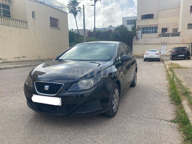 Seat Ibiza occasion Essence Modèle 2010