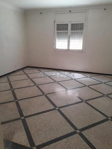 joli appartement vide location Roches noires - 2