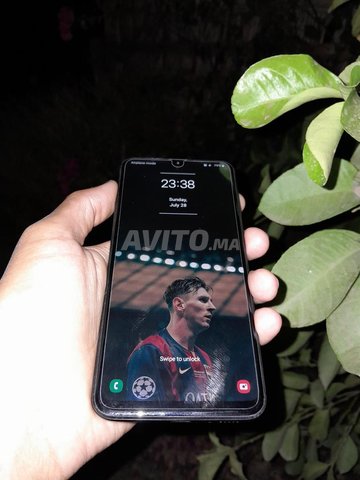 Samsung galaxy A20 