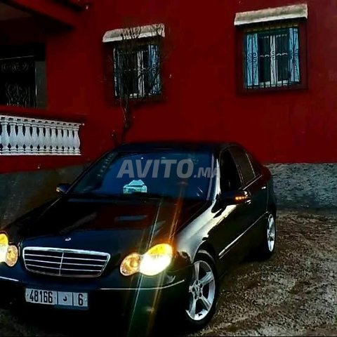 2007 Mercedes-Benz 220