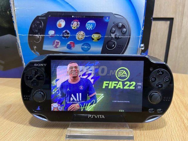 PS Vita Oled Flashé Plein De Jeux Comme Neuf