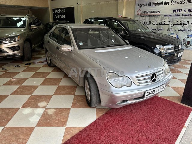 Mercedes-Benz Classe C occasion Diesel Modèle 2001