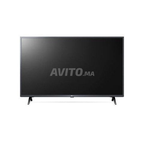 LG Smart Tv LED 43 pouce noir sur avito 