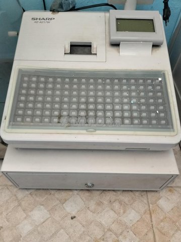 caisse et comptoirs de présentation 