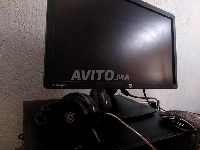 pc bureau avec lecran hp full hd.et, souris gaming
