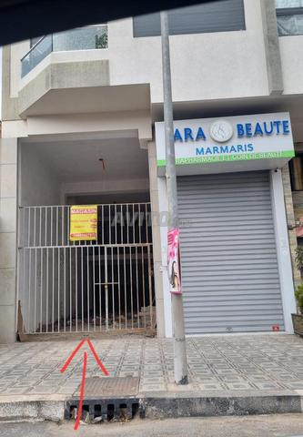 Magasin titré 110 m2 avec soupente à vendre