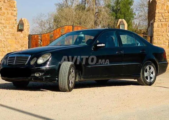 Mercedes-Benz 220 occasion Diesel Modèle 2003