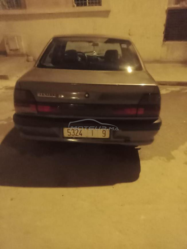 Renault 19