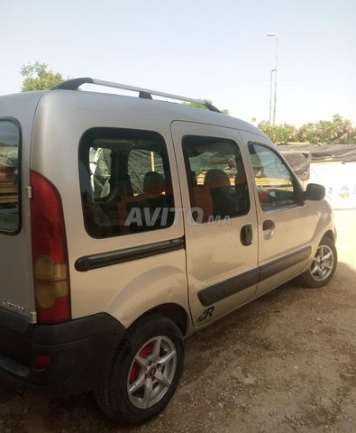 Voiture Renault Kangoo 2006 à Tanger  Diesel  - 5 chevaux